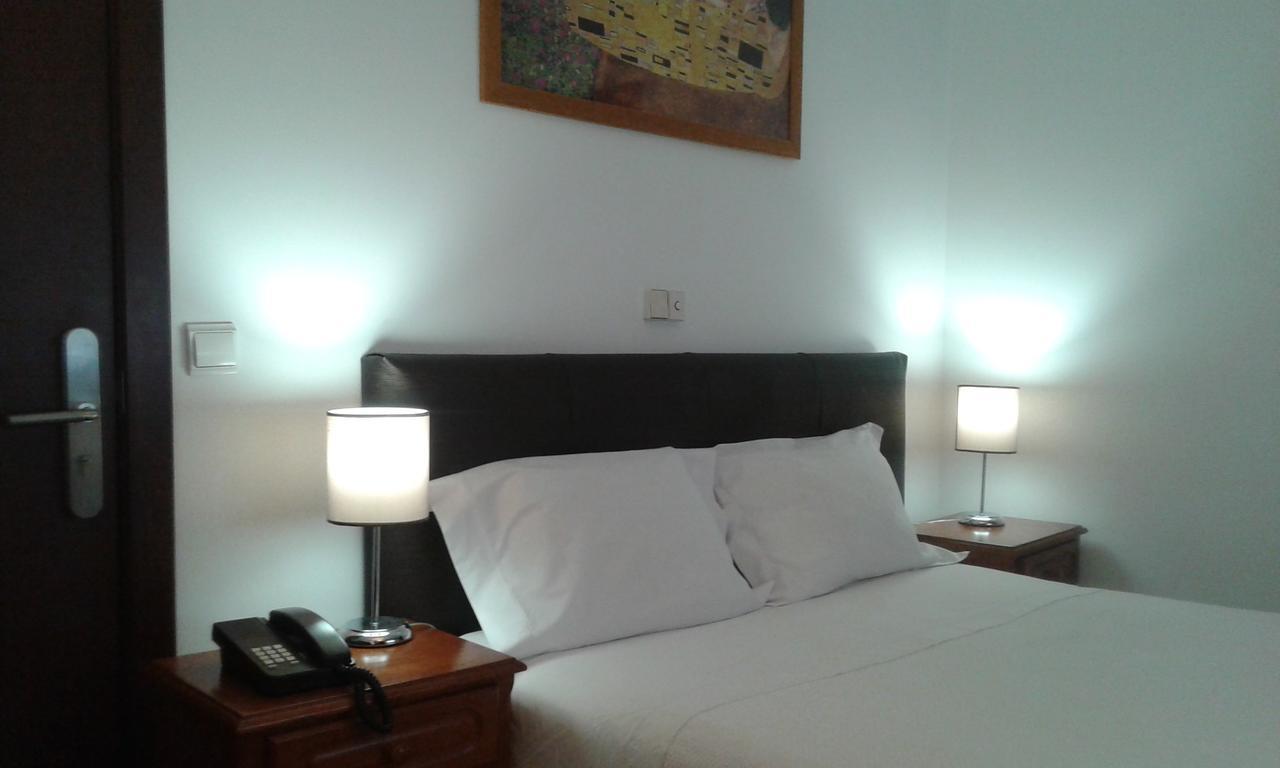 Hotel Tic Tac Браганса Экстерьер фото